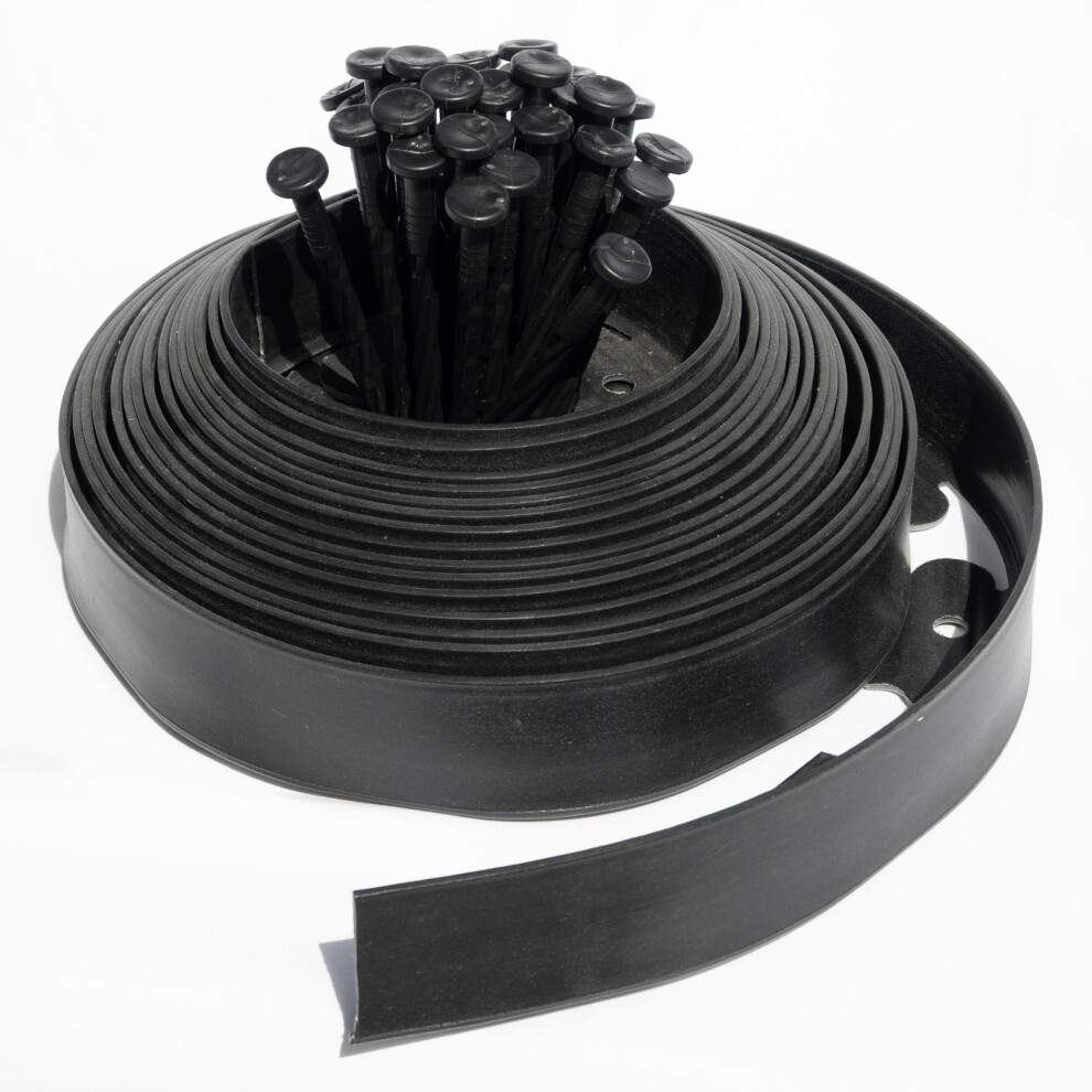 Greenology 10M / 32Ft Flexible Lawn Edging, 5Cm Tall Plastic Garden Edging Border With 30 Pegs, Black 5051224460281