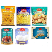 Haldirams Gift Box - Savoury Variety Box with Flavours Gift Pack New Year, Diwali Gifts for Family and Friends Diwali Sweets Gift Box Sweets