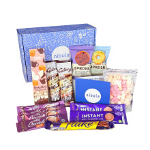 Luxury Hot Chocolate and Marshmallow Selection Hamper | Nibula Treats | Includes 10 Hot Chocolates, Borders Biscuits, Crumbly Chocolate Flake and Mini