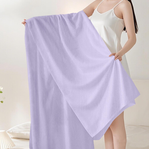 Manta de seda gelada de bambu macia e refrescante, 100x120 polegadas (39,4x47,2 polegadas), ideal para cama, praia e piquenique. Respirável e com 2