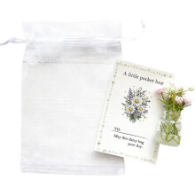 Cartão Abraço de Bolso com Flores – Mini Cartão de Cumprimentos com Resina