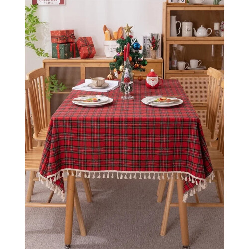 Red and Green Plaid Polyester Tablecloth 1