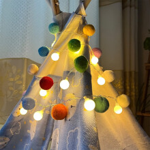 Luminițe festive cu pom-pom – 2 m, 20 LED-uri alb cald, baterie