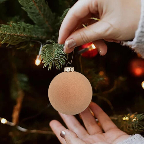 Conjunto de 12 enfeites de Natal de pelúcia de 6 cm 2