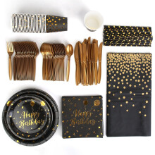 Articoli per feste di compleanno in nero e oro: 201 pezzi per 25 invitati.