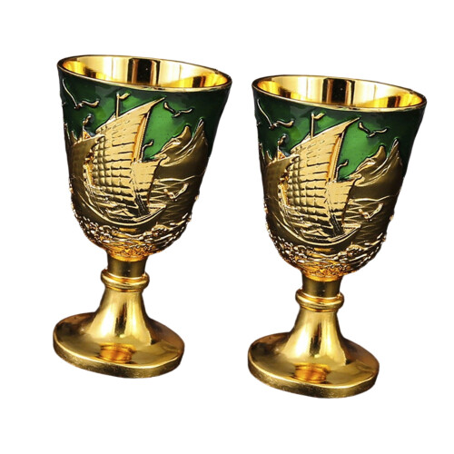 2Pcs Modern High Foot Drinkware Items With A-golden green