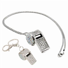 2-delat set med nyckelring och halsband med strass och zinklegering. 6 snygga färgalternativ för dagligt bruk.