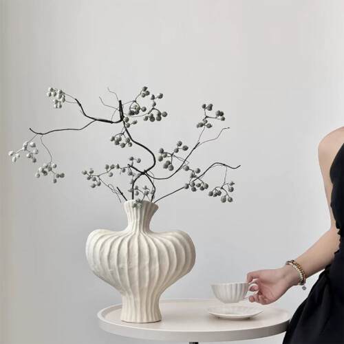 White Plastic Vase – Imitation Glazed, 1 pc