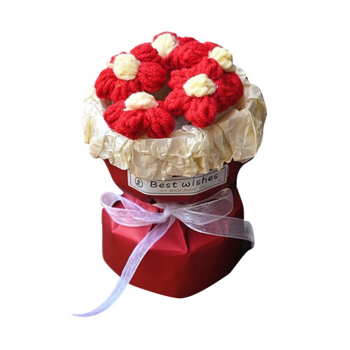 Handgestricktes Garnbündel für ein Häkelset mit Puffblumenstrauß 2