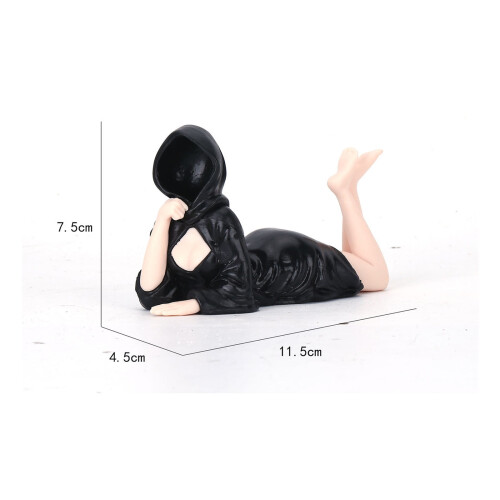 Gothic Witch Statue in Black Robe PVC Decor 2