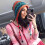 Gorro feminino de crochê com pompom e arco-íris. 5