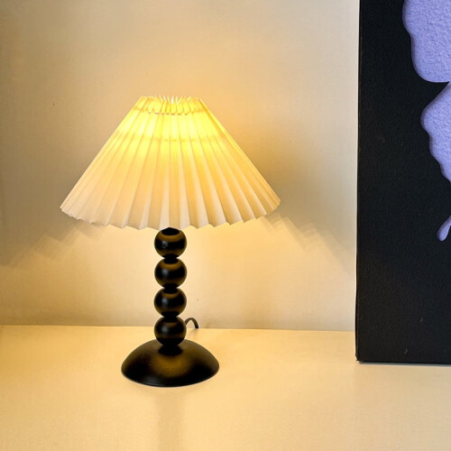 Bedside Lamp with 3-Color Dimming & USB Charging 1