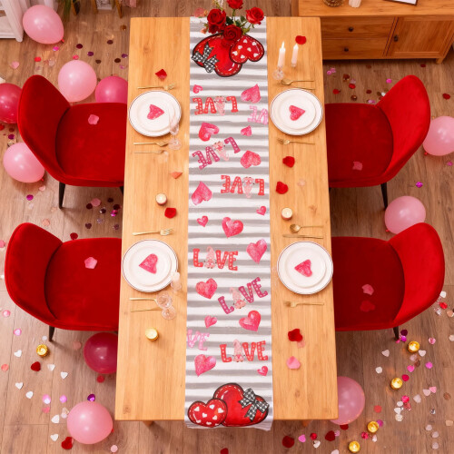 Valentine's Day Table Runner 33x180cm 1
