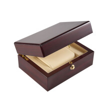 Large Size Wood Lacquered Glossy Single Watch Box with PU Leather Cushion