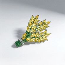 Flower Brooch Pins for Women Crystal Rhinestone Handmade Elegant Pin Jewelry Brooches Accessories for Women Girls C