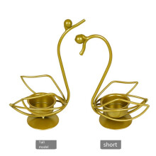 Schwanen-Kerzenhalter Aus Eisen, KerzenstäNder Aus Metall, Hohe Kerzenhalter, Esstischdekoration, Schmiedeeisenhalterung für Hochzeitsliebhaber A