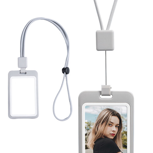 Porte-badge rétractable avec étui transparent et cordon 1
