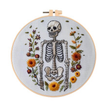 Halloween-Stickset – Gotisch gestempeltes Leinen,