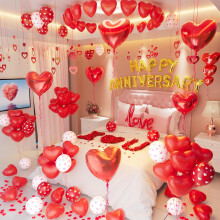 Décoration NestE Joyeux Anniversaire : Ballons en forme de cœur rouge, banderole, guirlande, pétales de rose – Décoration romantique pour