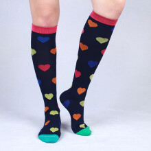 Unisex compressiekousen voor de kuiten, sportieve beenkousen voor hardlopen, wandelen en fietsen. Verbeteren de bloedsomloop en verminderen