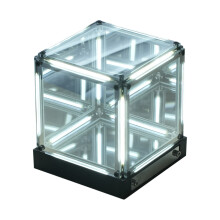 Maisíocht Deisce Lampa Scátháin, Ornáidí Deisce, Solas Ciúb Infinity Bán, Lampa Deisce Nua-Aimseartha