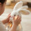 Conejo de peluche eléctrico para niños pequeños, de algodón PP suave. 6