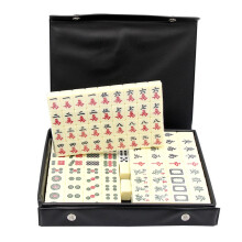 Mini Mahjong Set, 136 Black Melamine Tiles + 3 Dice, Portable 9x5x15cm Storage Box for Travel & Party – Compatible with Standard Mahjong