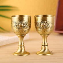 Lot de 2 gobelets vintage en métal pour liqueurs, rituels, décoration royale médiévale, agréables à tenir et durables.