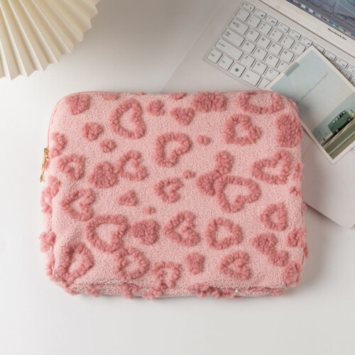 Capa protetora fofa e macia para laptop, leve e acolchoada, ideal para tablets e notebooks. Presente perfeito para meninas. 1