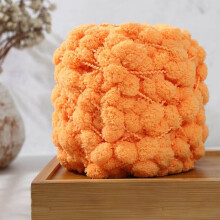 Handbreigaren van zachte melkkatoen in oranje-gele kleur, 1 stuk