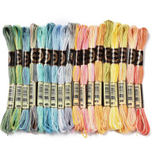 Gradient broderigarn, 6-trådet polyestertråd til korssting, armbånd, syning og hobbyarbejde – Flerfarvet broderigarn