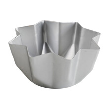 Moule à gâteau étoile avec centre pour gâteaux hauts et répartition uniforme de la chaleur