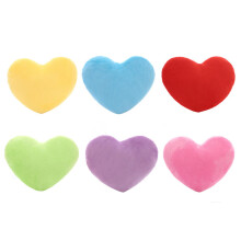 Coussin décoratif en forme de cœur de 15 cm, idéal pour la Saint-Valentin, vert.