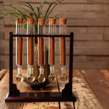 Sigarensmaakinjector luchtbevochtigerset met glazen buis en houten frame