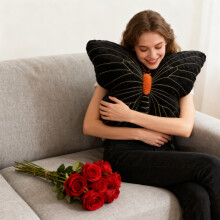 Coussin décoratif papillon pour la Saint-Valentin, noir, en polyester doux, 33 x 25 cm