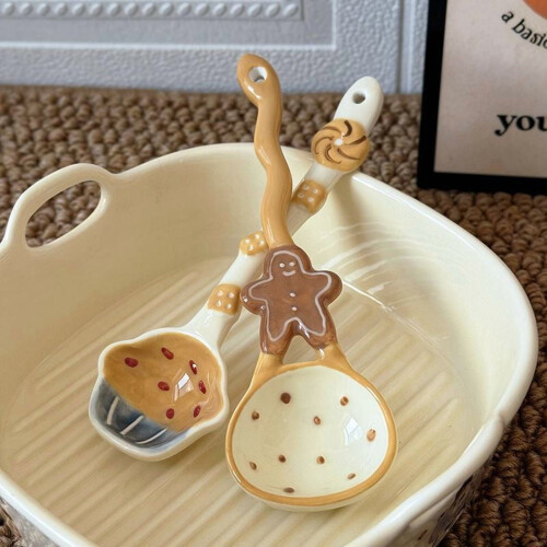 Long-handled ceramic soup spoon, cute cartoon soup spoon, high temperature resistance, smooth surface, multi-scene use. 2