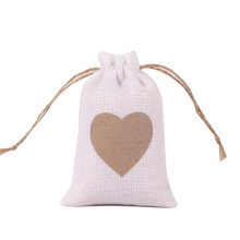 Sacchetto regalo a forma di cuore con coulisse, in poliestere color kaki, 10x14 cm