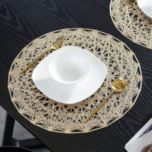 Set van 4 ronde placemats, decoratieve placemats van PVC, holle tafelplacemats, hittebestendige antislip placemats voor de eettafel.
