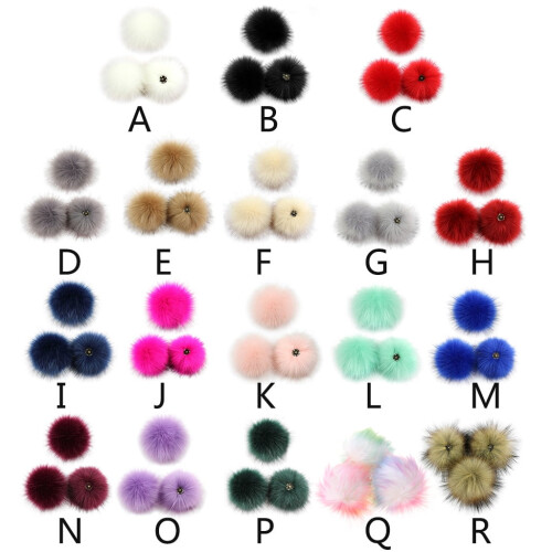 Conjunto de 3 pompons de pelúcia de 10 cm com botão de pressão 2