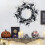 Černý plastový halloweenský věnec s dekorací netopýra 45 cm 1