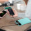 Εξαιρετικά λεπτό Power Bank 10000mAh με 2 θύρες USB, φακό LED και καλώδιο – Συμβατό με iPhone 15 8