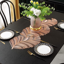 Sets de table décoratifs en forme de feuille, en PVC ajouré, antidérapants et décoratifs, parfaits pour la maison, les fêtes, la cuisine, les