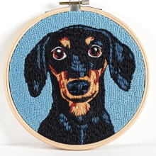 Cute Black Dachshund Punch Needle Kit for Beginners – DIY Yarn Embroidery Set with Printed Pattern & Hoop (20x20cm), Compatible with Standard Punch