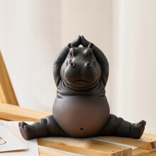 Figurine en résine d'un maître de yoga maladroit – Décoration de bureau mignonne imprimée en 3D pour la maison et le bureau