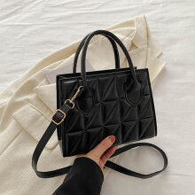 Umhängetasche für Damen, 19,5-21,5 x 16 cm, kleine quadratische Modetasche, für Alltag/Bankette/Pendeln – Schwarz (1 Stück)