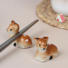 Porte-baguettes en céramique représentant un cerf Sika mignon