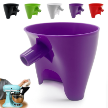 Entonnoir Ă farine pour robots de cuisine KitchenAid Ă tĂŞte inclinable de 4,5 Ă 5 pintes