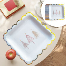 Christmas Paper Plates, 10-Count Disposable Plastic Dinner Plates, Scalloped Gold, Party Supplies, Hand Drawn Christmas Trees (A)