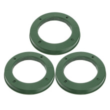 Set di 3 anelli rotondi in schiuma verde con decorazioni floreali per auto da matrimonio.