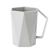 Mug de voyage géométrique créatif – Réutilisable, étanche pour café/thé/jus, décor moderne, gris ; compatible avec les porte-gobelets